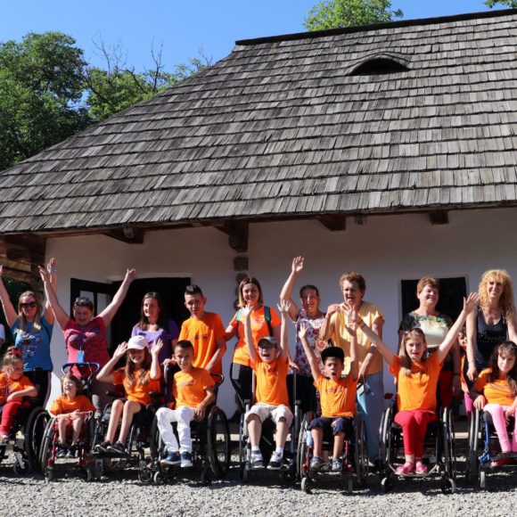 Active rehabilitation camp for children who use wheelchairs Active rehabilitation camp for children who use wheelchairs