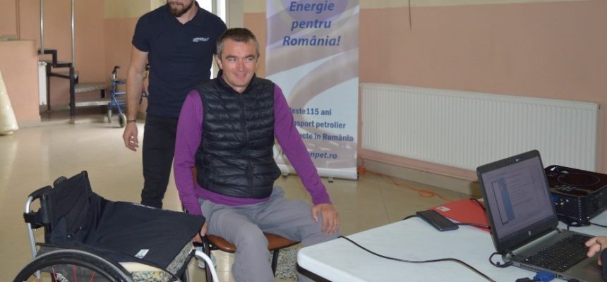 Risc mai mic de complicații medicale pentru 55 de utilizatori de scaune rulante dupa Caravanele pentru evaluarea sănătății și prevenirea escarelor