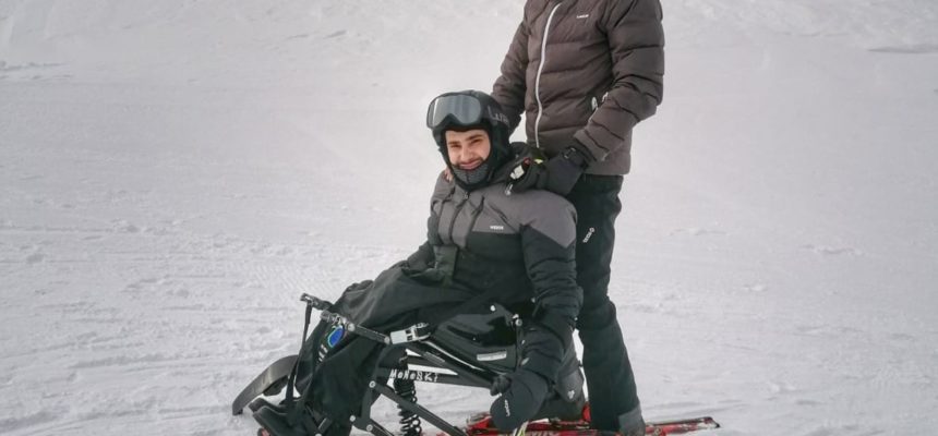 Schi în scaun rulant